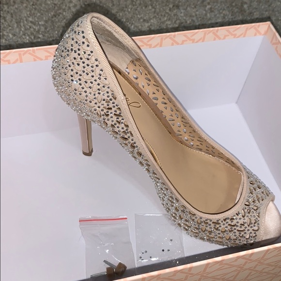 Badgley Mischka 4’’ heels - Picture 4 of 4